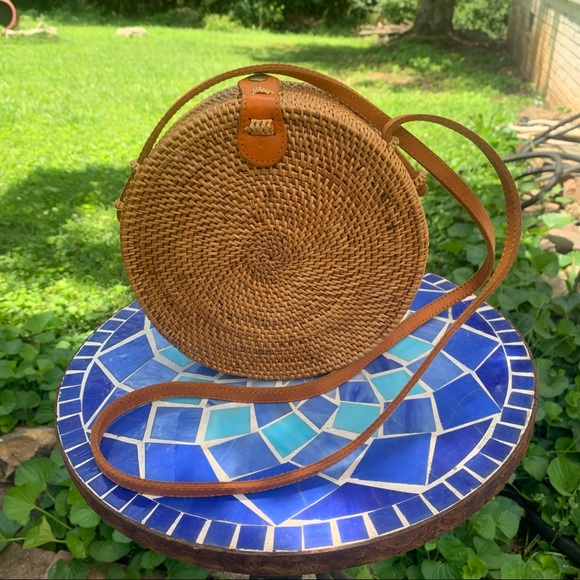 Woven Rattan Purse - Picture 2 of 6